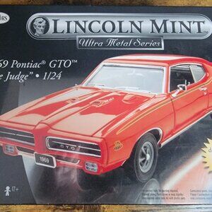 Testors Lincoln Mint 1969 Pontiac GTO The Judge 1/24 Sealed Box